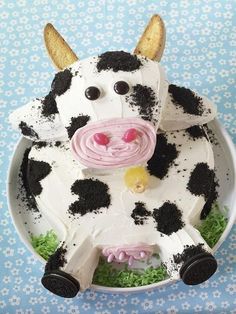 a cake shaped to look like a cow