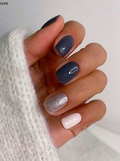 Dark Winter Nails, Winter Nails Gel, Fall Gel Nails, Trendy Patterns, Nail Colors Winter, Instagram Worthy