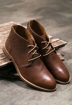 Rosamaria G Frangini | Brown Desire | Brown Chukka Boots, Leather Chukka Boots, High Ankle Boots, Brown Leather Shoes, Brown Shoes, Mens Fashion Trends, Running Shoes For Men