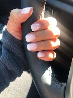 Business Nails, Unghie Sfumate, Nails Ombre, Short Coffin, Ombre Acrylic Nails, Easy Nails, Short Acrylic, Metallic Nails, Short Acrylic Nails Designs