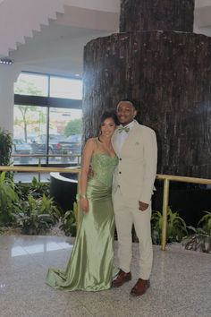 Green Prom Couple, Black Couple Prom, Prom Outfits For Couples, Couple Prom Outfits, Sage Green Prom, Sage Green Prom Dress, Prom 2k24, Prom Pictures Couples Black