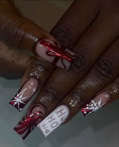 Pink Christmas Nail Designs Short, Cute Nails Red, Baddie Winter Nails, Iconic Nails, Nail Design Christmas, Christmas Nail Design, Christmas Nails Ideas, Classy Acrylic, Acrylic Toe Nails