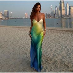 Beach Dress Summer, Dresses Holiday, Chic Maxi Dresses, Holiday Dress Outfit, Elegant Party Dresses, Birthday Party Dress, Satin Maxi Dress, Elegant Party, Estilo Boho