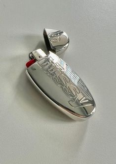 Lighter Aesthetic Vintage, Men’s Accessories 2024, Silver Lighter Case, Diy Lighter Case, Lighter Aesthetic, Silver Lighter, Lighter Design, Vintage Lighter, Metal Lighter