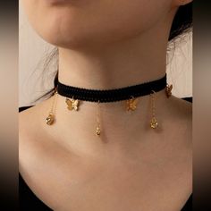 This Unique Piece Is A Wonderful Addition To Your Wardrobe And Your Style; Sure To Get Lots Of Compliments! Gsunck50t00n3xh Black Satin Choker, Cute Choker Necklaces, Metallic Butterfly, 90s Choker, Diy Tie Dye Techniques, Chain Necklace Diy, Butterfly Chain, Dye Techniques, Soft Gamine