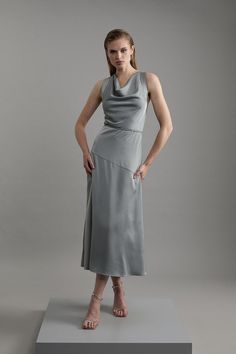 Satin Halter Neck Woven Midi Dress Petite Work Outfits, Petite Wedding Guest Dresses, Plus Size Workwear, Tall Dresses, Outfits Petite, Petite Coat, Fall Outfits For Work, Everyday Dresses, Karen Millen