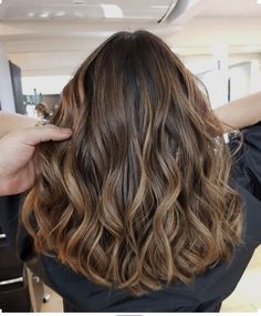 Lighter brunette Short Balayage, Brown Hair With Lowlights, Highlights Ideas, Brown Ombre Hair, Short Brown Hair, Hair Color Light Brown, Brown Hair Balayage, Short Hair Balayage, Brown Blonde Hair