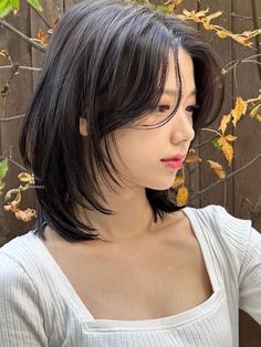 Style Bob, Short Black Hair, Korean Short Hair, Layered Haircuts For Medium Hair, Asian Short Hair, Hair Inspiration Short, Shot Hair Styles, Shoulder Length Hair Cuts, Haircuts For Medium Hair