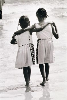 Coney Island Sisters, c.1953-64 Black Folk Art, Black Sisters, Sisters Photoshoot, Slim Aarons, Two Sisters, Coney Island, Art Exhibition, Amazing Stories, Acrylic Prints