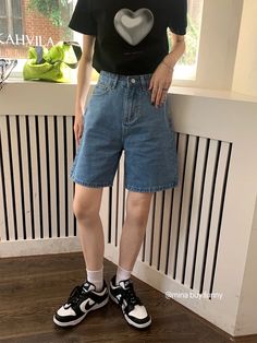 Product Show： Jeans For Short Women, Beauty Expert, Embroidery Fashion, Save The Planet, Chic Design, Jean Shorts, Wide Leg Pants, Denim Shorts, Wide Leg