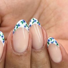 Hydrangea Nail Design, Hydrangea Nail Art, Blue And White Floral Nails, Basic Nails, Really Cute Nails, Spring Weather, Short Acrylic Nails Designs, Square Acrylic Nails