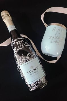 Champagne Art. 21st Birthday gift. Custom champagne bottle. Engraved stemless wine tumbler.  Personalized gifts. Calligraphy engraving. Personalized Champagne Bottles, Champagne Decor, Engraved Wine Bottles, Champagne Art, Birthday Wine Bottles, Custom Wine Bottles, Idee Cricut