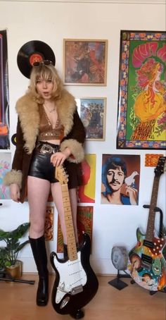 70s Groupies Aesthetic, Sleazy 70s Aesthetic, 1970s Fashion Rock N Roll, 70s Rock Star Fashion, 70s Psych Rock Fashion, 70s Pop Stars, Alternative 70s Fashion, Alt 70s Fashion, 70d Aesthetic