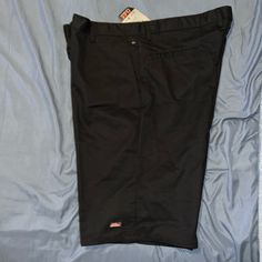 Brand New! Men Genuine Dickies Essential Work Shorts Size 42 Black/Black Relaxed Fit 13” Inseam Perfect Bundle Item Classic Black Cotton Work Pants, Fitted Black Cotton Work Pants, Black Cotton Work Pants, Black Bottoms With Built-in Shorts For Work, Black Cotton Bottoms With Short Inseam, Black Pants For Workwear, Short Length, Black Relaxed Fit Bottoms Without Pockets, Black Cotton Shorts With Short Inseam, Black Bottoms With No Pockets, Relaxed Fit