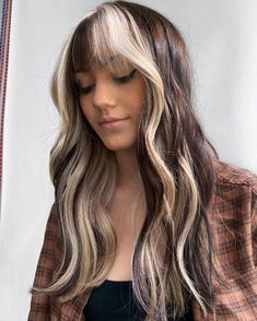 Mid Length Edgy Hair, Blond Highlights On Brown Hair With Bangs, Brown And Blond Color Block Hair, Chunky Brown And Blonde Hair, Half And Half Blonde Hair, Hair Dyed With Bangs, Brown Hair With Blonde Sections, Blond Color Block Hair, Color Chunks In Hair