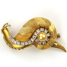 Gold Plated Sterling Diamante and Pearl Snail Pin Peacock Photos, Flamingo Jewelry, Animal Brooch, Cat Jewelry, Artistic Jewelry, Exquisite Jewelry, High Jewelry