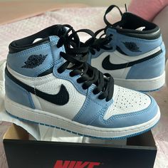 Worn Once Comes With Box Blue Sneakers Aesthetic, Nike Blue Shoes, Sneakers Aesthetic, Nike Shoes Blue, Nike Fashion Shoes, Blue Jordans, Jordan Shoes Retro, Cute Shoes Heels, Shoes Outfit Fashion