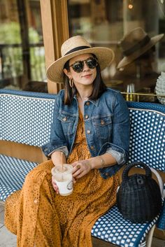 Karla's Closet, Winter Cottagecore, Stylish Spring Outfit, Parisian Street, Chique Outfit, Moms Fashion, Fashion Diary, Modesty Outfits, Mode Boho