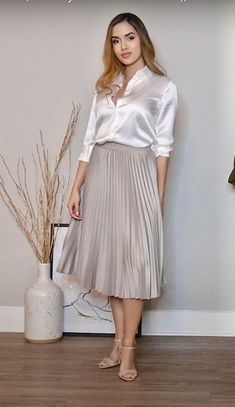 White Blouse And Skirt Outfit, White Satin Blouse Outfit, Satin Pleated Skirt Outfit, Satin Tops Blouses Classy, Pleated Skirt And Top, Pleated Skirt Outfits, Satin Blouse Outfit, White Satin Top, White Satin Blouse