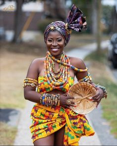 Jamaican People, African Goddess, Black Royalty, African Print Dress Designs, African Fashion Traditional, African Girl, African Fashion Women, African Print Fashion Dresses