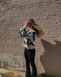 cute trendy black & white fit Fit Inspo, Fitness Inspo, Black White, Couple Photos, Black And White, White