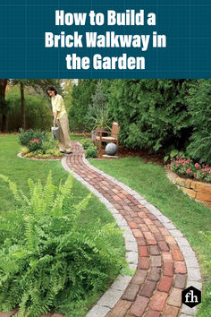 Build this handsome backyard feature in one weekend. Exterior Fencing, Plastic Landscape Edging, Paver Path, Brick Pathway, Brick Walkway, Brick Garden, House Yard, Outdoor Crafts, Landscape Edging