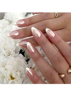 Ongles Rose Pastel, Light Colored Nails, Colored Nail Tips, Nail Salon Design, Transparent Nails, Get Nails, Stick On Nails, Elegant Nails, French Tip Nails