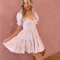 Nwot Babydoll Style Pink Gingham Dress. Bright Maxi Dress, Christian Outfits, Pink Gingham Dress, Black Sleeveless Midi Dress, Bohemian Style Dresses, Bird Dress, Babydoll Style, Dresses Pink, Style Pink