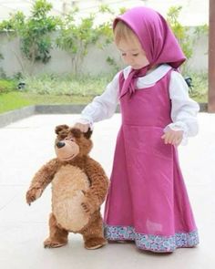 Halloween costume ideas #halloween #halloweencostumeideas #halloweencostumes Diy Fantasia, Fancy Dress Costumes Kids, Marsha And The Bear, Bear Halloween, Bear Costume, Masha And The Bear, Bear Party, Creative Halloween Costumes, Baby Halloween Costumes