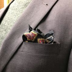 Very Versatile, Beautiful Luster Geometric Pattern Pocket Square. Dress Up Your Sportcoats Or Dress Down Your Suiting. Elegant Black Pocket Square For Semi-formal Occasions, Classic Black Pocket Square, Square Dress, Pocket Square Pattern, Silk Pocket Square, Clothes Closet, Pocket Squares, Dressed Down, Pocket Square