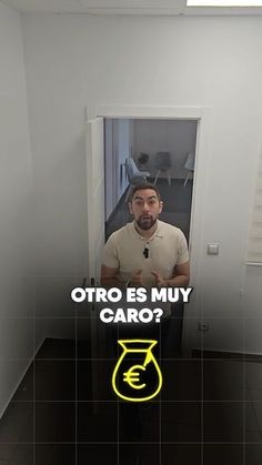 a man standing in front of a mirror with the words otro es muy caro?