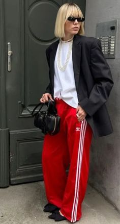 Spring Streetwear Track Jacket With Contrast Stripes, Urban Style Red Track Jacket For Streetwear, Red Sporty Track Jacket For Streetwear, Athleisure Streetwear Pants With Contrast Stripes, Blokette Aesthetic, Sporty Red Tracksuit For Streetwear, Looks Adidas, Track Pants Outfit, Casual Chic Spring