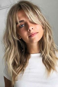 French Hairstyles, Medium Length Hair With Bangs, Layered Hairstyles, Haircut Styles, Wavy Hairstyles, Frontal Hairstyles, Watercolor Ideas, Side Bangs