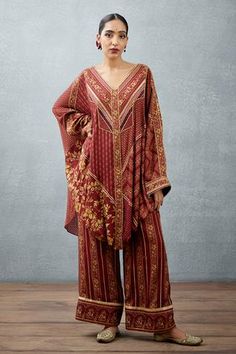 Shop for Torani Red Slub Silk Gulnar Ziba Kaftan And Pant Set for Women Online at Aza Fashions Shirt Kaftan, Wide Pants, Floral Motifs, Pant Set, Set For Women, Asymmetric Hem, Aza Fashion, Fashion Set, Floral Motif