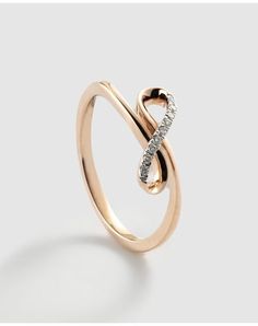 خواتم خطوبة, قلادات متدلية, Hand Jewelry Rings, Gold Rings Fashion, Gold Rings Jewelry, Gold Ring Designs, Diamond Jewelry Designs, Gold Jewelry Simple, Jewelry Design Earrings