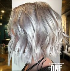 Platinum Blonde Bob, Ombre Wavy Hair, Line Bob Haircut, Blonde Bob Haircut, Stacked Bob Hairstyles, Messy Bob Hairstyles, Blonde Bob Hairstyles, Medium Bob Hairstyles, Straight Blonde Hair