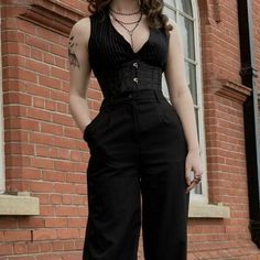 Halloween Costumes 2022, Androgynous Outfits, Round Of Applause, Diy Vetement, Androgynous Fashion, Cooler Look, Looks Street Style, Creative Halloween Costumes, Prom Outfits