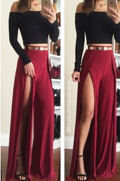 Foldover Crop Top - Black Red Skirt, Mode Casual, Crop Top Outfits, Red Skirts, Mode Inspiration, Two Piece Dress, Piece Dress, Outfits Casuales, Skirt Outfits