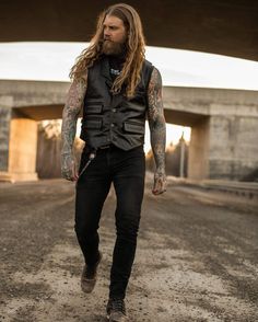 Rocker Outfit Men, Style For Big Men, Rock Outfits Men, Josh Mario John, Long Sleek Hair, Man Bun Hairstyles, Rocker Outfit, Guy Haircuts Long