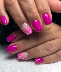 Fucsia Nails Design, Nail Art Fucsia, Pink Nail With Glitter, Fuchsia Pink Nails, Short Hot Pink Nails, Nails Beach Design, Hot Pink Spring Nails, Nails Fucsia, Fucsia Nails