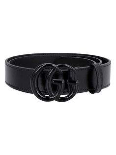 This fashion belt is like the perfect sidekick to your favorite jeans, effortlessly blending style with sophistication. Crafted from 100% cowhide, it brings Italian elegance to your wardrobe, making every outfit feel a bit more special. Trust me, once you have it, you won't want to leave home without it. Belt height: 3 cm Buckle size: 4.5 x 5.5 cm Made in Italy 100% cowhide leather Classic black color Ideal for men's accessories Gucci Leather Belt, Italian Elegance, Leather Belts Men, Gucci Leather, Cow Hide, Balenciaga Designer, Gucci Men, Men's Accessories, Trust Me