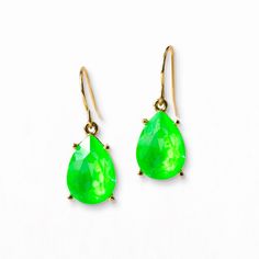 Our Neon Linear Drop Earrings are your ticket to Halloween glow-up glam! These bright, glowing earrings make a bold statement and are perfect for anyone who loves to stand out. With vibrant neon colors, they'll add a fun and modern twist to any Halloween outfit. Neon Yellow Drop Earrings As A Gift, Neon Yellow Trendy Jewelry For Party, Trendy Neon Jewelry For Party, Trendy Neon Yellow Jewelry For Party, Glowing Earrings, Bar Jewelry, Disney Friends, Pendant Watches, Halloween Outfit