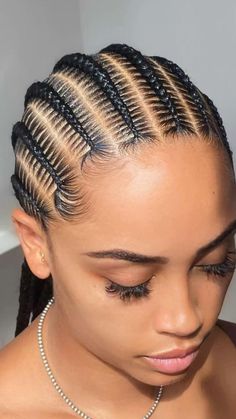 Cornrow Hairstyle, Cornrows Natural Hair, Cornrows Braids For Black Women, Cornrows Styles, Short Box Braids Hairstyles, Feed In Braids Hairstyles, Types Of Braids, Braided Cornrow Hairstyles, Stitch Braids