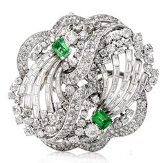 Vintage Boucheron Diamond Emerald Platinum Double Clip Lapel Brooch Cheap Diamond Rings, Lapel Brooch, Vintage Jewelry Art, Jewelry Appraisal, Deco Jewelry, Emerald Jewelry, Victorian Jewelry, I Love Jewelry, Vintage Jewels