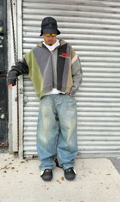 Spring Outfits Streetwear, Baggie Jeans Outfit, Street Style Outfits Casual, Baggy Jeans Outfit, Hoodie Fits, Outfits Streetwear, Streetwear Fits, Diy Fashion Clothing