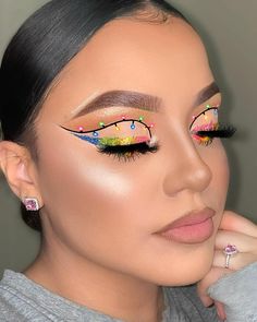 Eyeshadow Pigments, Neon Christmas, Maquillage Yeux Cut Crease, Makeup Eye Shadow, Bright Eyeshadow