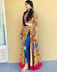 Navratri Outfits, Choli Dress, Lehnga Dress, Choli Designs, Indian Gowns Dresses, Kurti Designs Party Wear