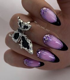 Purple Nail Art Designs, Shiny Nails Designs, Purple Glitter Nails, Stylish Tips, Purple Nail Art, Black Nail Art, Fancy Nails Designs, Beauty Nails Design