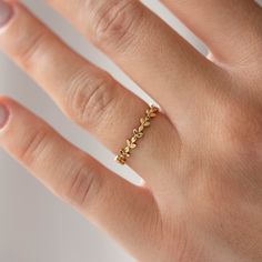 A simple and elegant leaf band in 14K solid gold. A unique wedding band for women, ideal for stacking with an engagement laurel ring. The best gift for her by Kyklos Jewelry. 100% handcrafted with love! PRODUCT DETAILS * Material: 14K solid gold - white gold - rose gold * Width: 3mm at the widest parts and 1.5mm at the narrowest parts HOW TO ORDER * Choose from the drop-down menus the available options (Ring size, Metal) and leave us a note for any special requirements. PRODUCTION - SHIPPING * P Left Hand Rings For Women, Aesthetic Rings For Women, Gold Ring Designs For Daily Use, Gold Ring Unique Design, Gold Band Ring Design For Women, Simple Rings Everyday Casual Gold, Gold Bands For Women Unique, Daily Wear Gold Rings For Women Simple, Only Gold Ring Design For Women