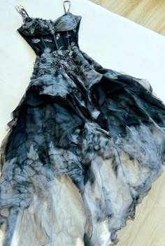 Whimsical Dress Formal, Flowy Dress Aesthetic, Romantic Goth Dress, Whimsical Dress, Mode Hippie, Chique Outfits, Art Dresses, Elegante Casual